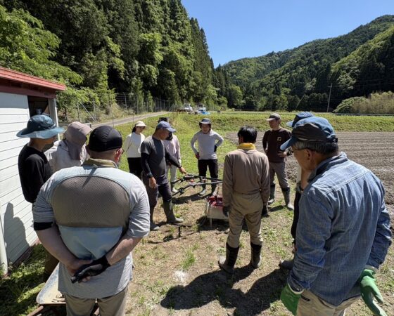 5月30日 溝堀り・柵点検・黒豆ボランティア
